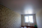 Натяжные потолки в спальне сатин  фото 13