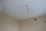 Фото натяжных потолков в ванной
