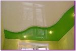 Двухуровневые натяжные потолки в комнате фото 4 сочетание зелёного цвета